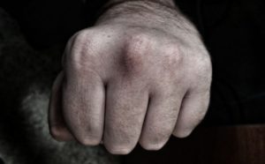 Жуткое убийство: в Запорожской области мужчина насмерть забил своего отца - ФОТО