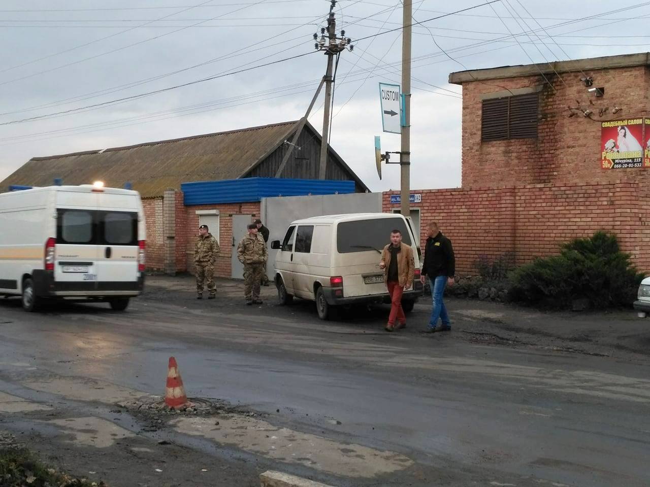 В Запорожской области женщина попала под колеса микроавтобуса с военными - ФОТО