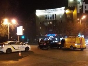 В Запорожье авто аварийной службы попало в ДТП - ФОТО