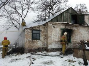 В Запорожской области горела надворная постройка - ФОТО