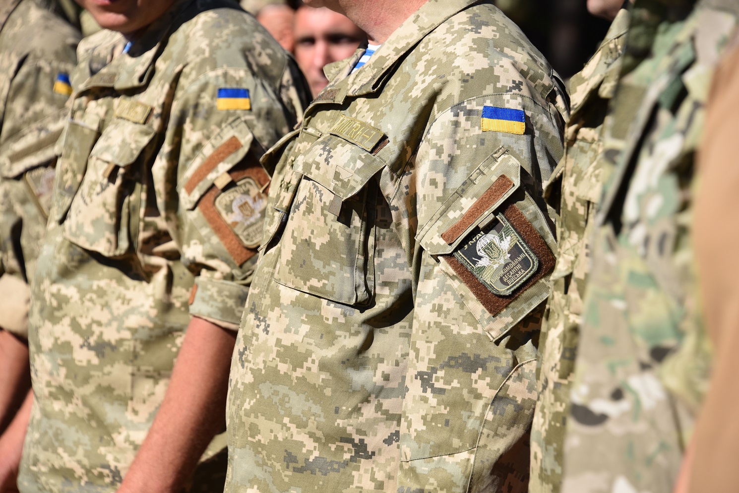 В Запорожье продолжают выплачивать материальную помощь участникам АТО