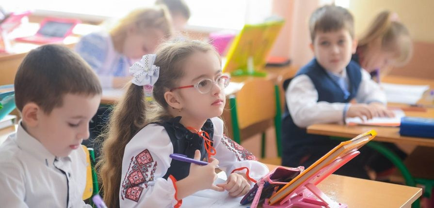 В Запорожской области выделили 37 миллионов гривен на закупку оборудования и материалов для Новой украинской школы