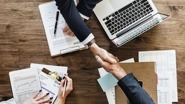 Безработным жителям Запорожья и области предлагают 2,4 тысячи вакансий