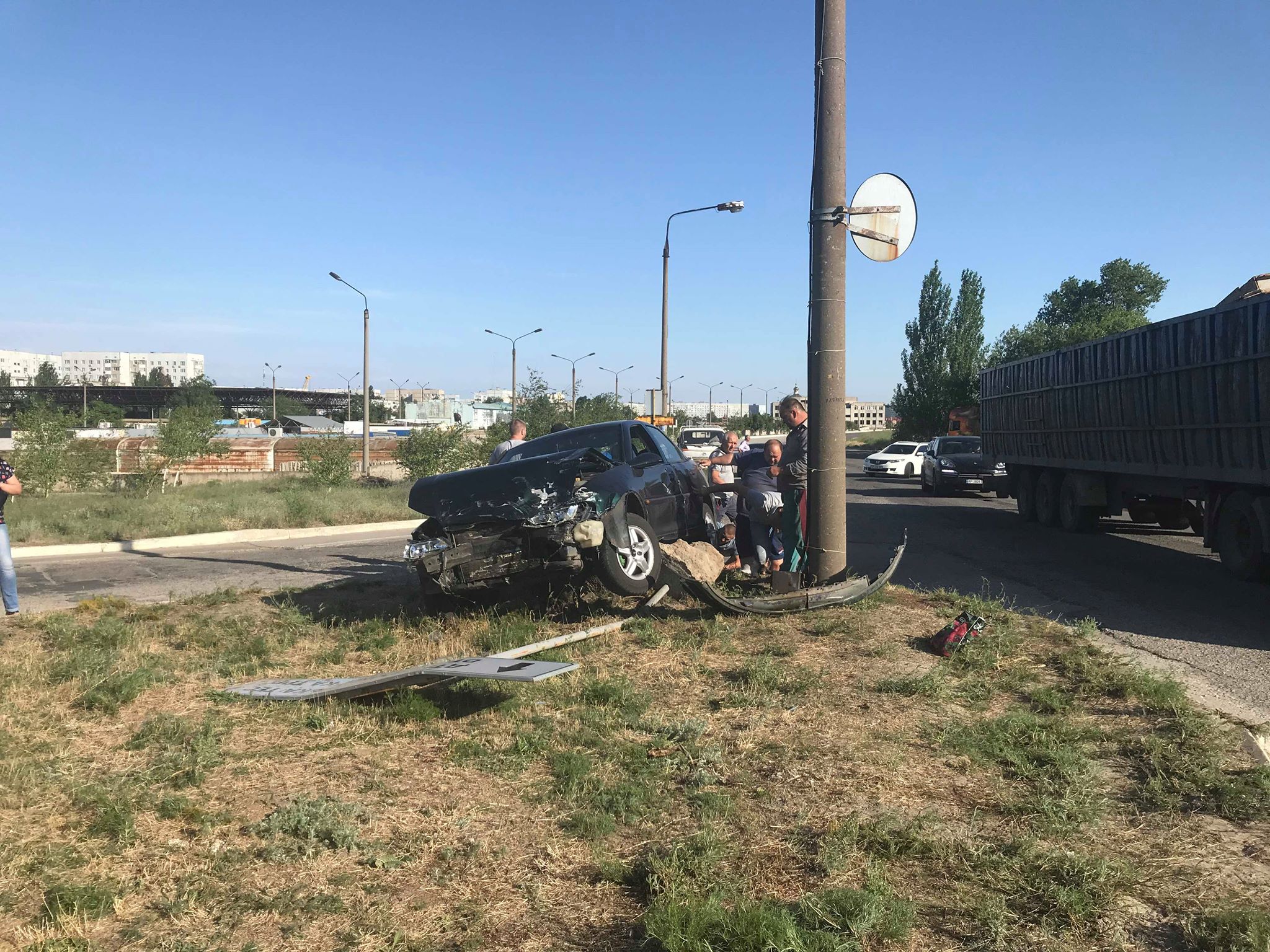 В Запорожской области в районе ж/д вокзала столкнулись два 