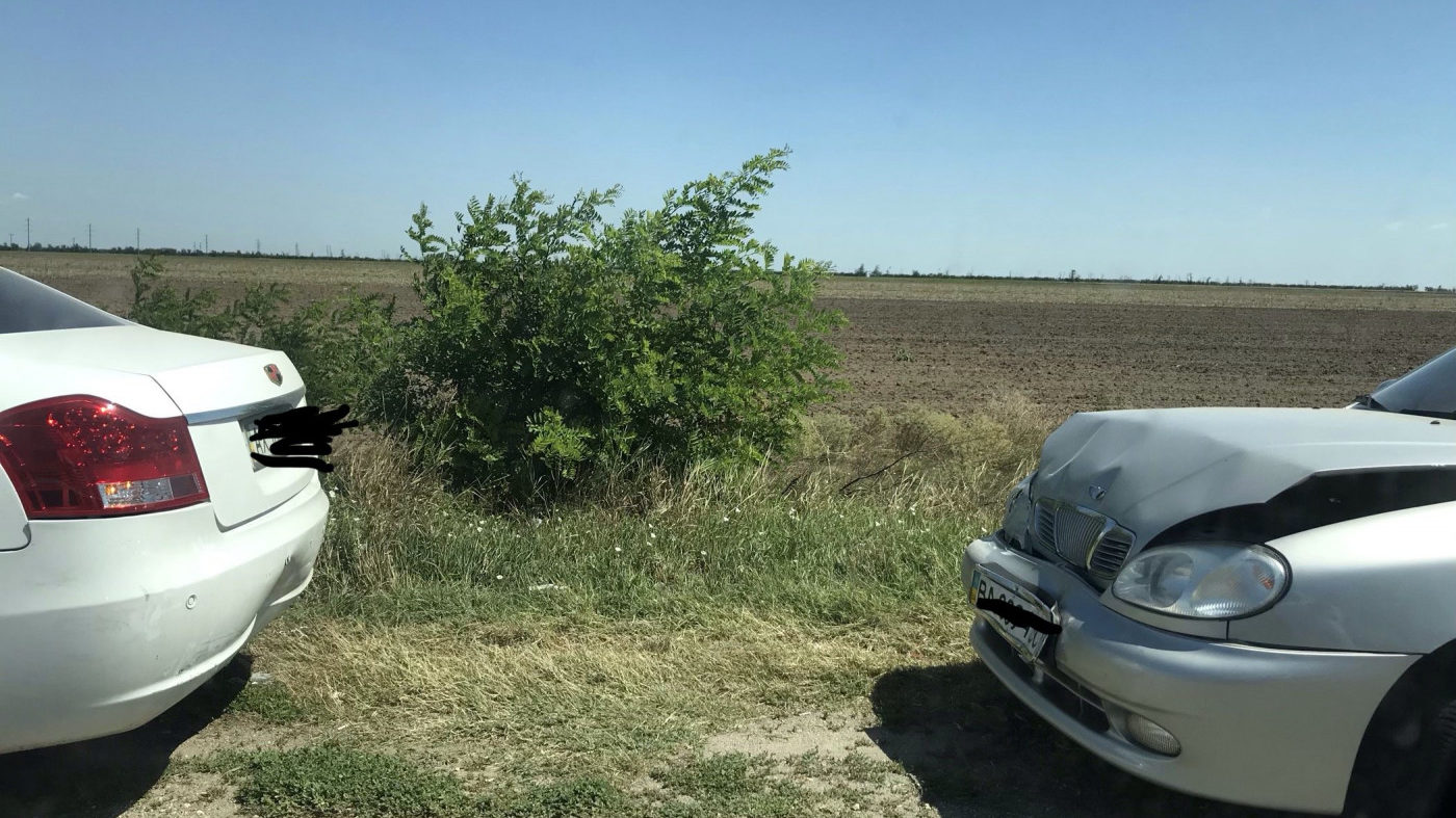 В Кирилловке на трассе произошло ДТП и образовалась пробка