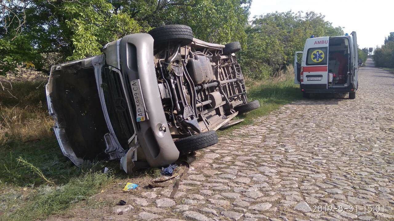 В Вольнянском районе произошло ДТП: водителя деблокировали из автомобиля, - ФОТО
