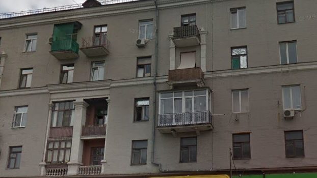 В Запоріжжі власники квартири в будинку-пам'ятці архітектури зруйнували балкон, — ВІДЕО