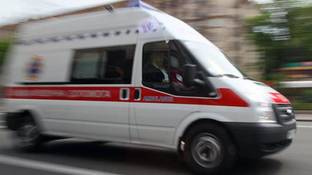 5 поверх та дах приватного будинку: в Запоріжжі після падіння госпіталізували двох людей