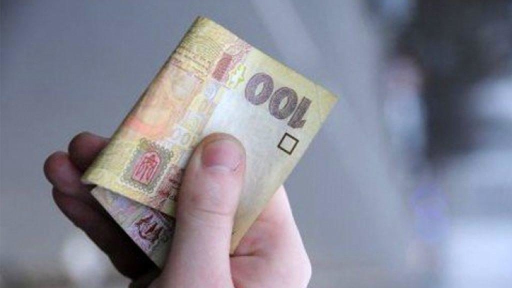 В Запорожье и области за сутки полицейские дважды пресекли взяточников