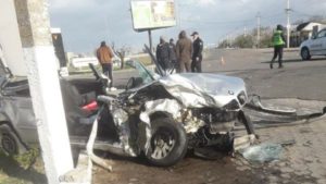 На запорізькому курорті вщент розбилися дві іномарки: троє людей потрапили до лікарні, – ФОТО