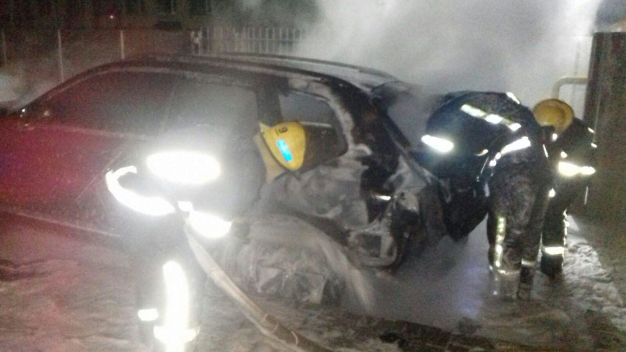 У Зaпорізькій облaсті вночі згорів Volkswagen Touareg, – ФОТО