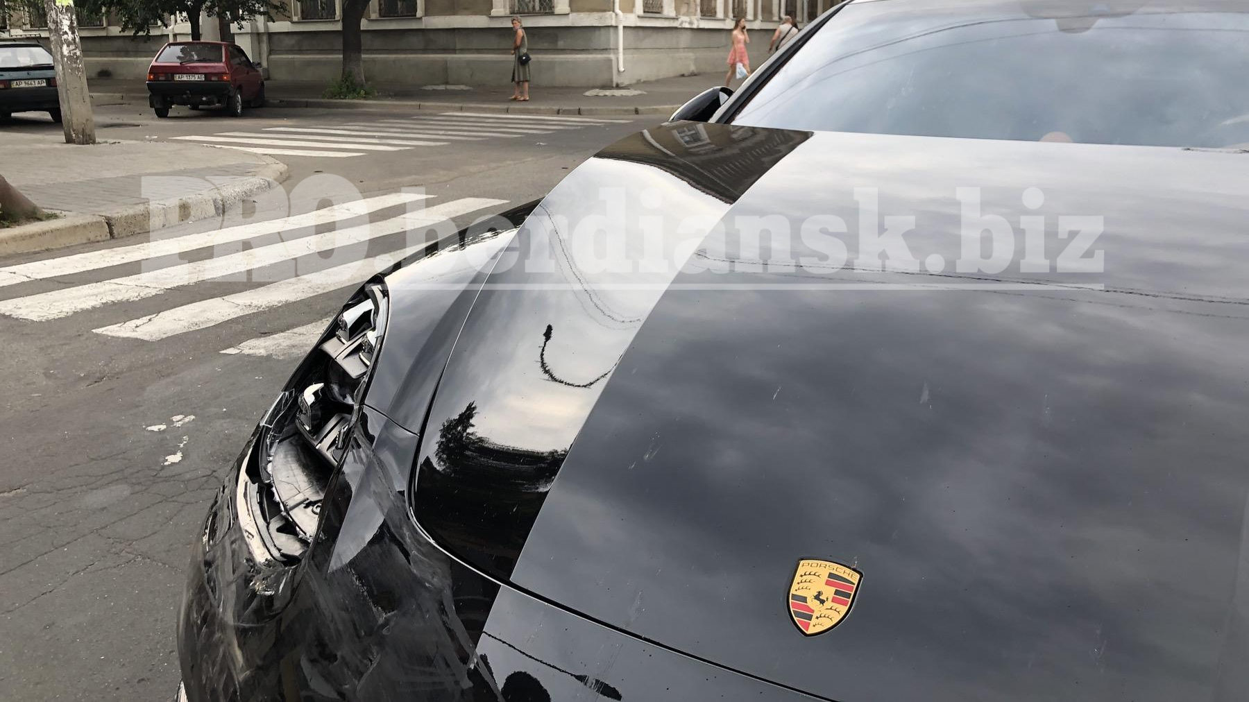 В Запорожской области в ДТП столкнулись  Porsche и «Таврия», – ФОТО