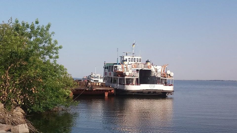 Между Запорожской и Днепропетровской областями запустят паром: сколько будет стоить