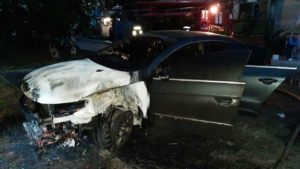 У Запорізькій області у відомого громадського працівника і соціолога згоріла машина: він заявив про підпал, – ФОТО