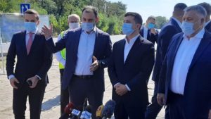 Президент Зеленский в Запорожье проинспектировал строительство трассы 