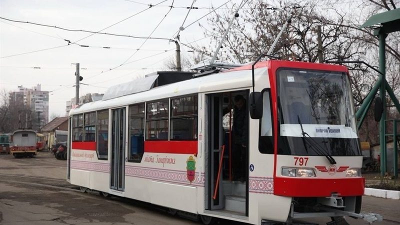 Вниманию горожан: в Запорожье будут временные изменения в работе общественного транспорта