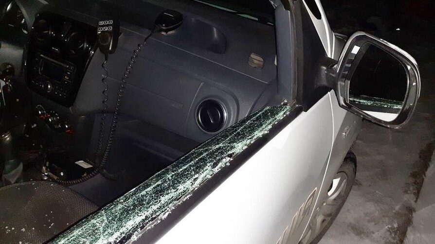 Суд вынес приговор запорожцу, разбившему стекло в полицейском авто