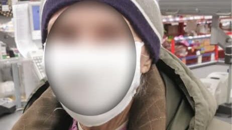 Охоронець супермаркету допоміг повернутися додому бабусі, яка загубилася в Запоріжжі