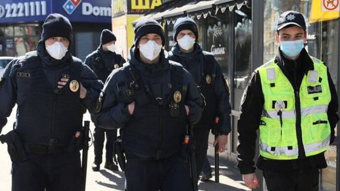В полиции рассказали, сколько в Запорожье составили протоколов на нарушителей карантина