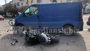 В Бердянске произошла авария между мотоциклом и автомобилем: полиция назвала виновника