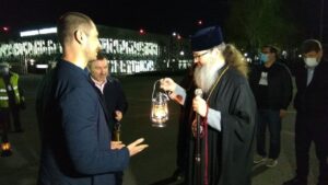 Благодаря усилиям народного депутата Вадима Новинского в Запорожье доставили Благодатный Огонь, – ФОТО