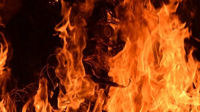 У Запорізькій області вночі згорів торговий кіоск 