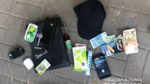 В Запорожье грабитель залез в квартиру через окно: хозяин пытался его задержать