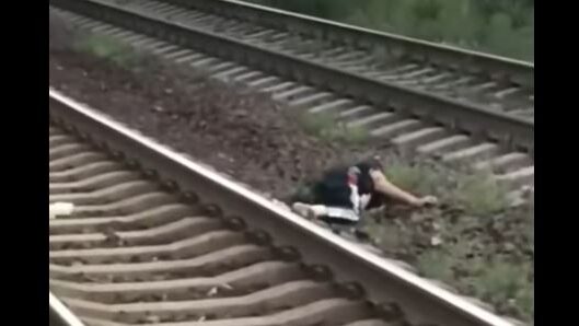 В Запорожье дрезина наехала на мужчину: что рассказала полиция, — ВИДЕО