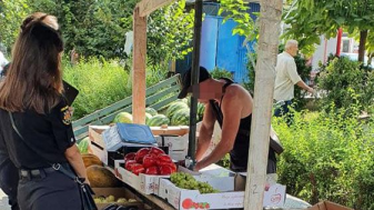 В Запоріжжі розігнали черговий стихійний ринок: на чотирьох продавців склали адмінпротоколи