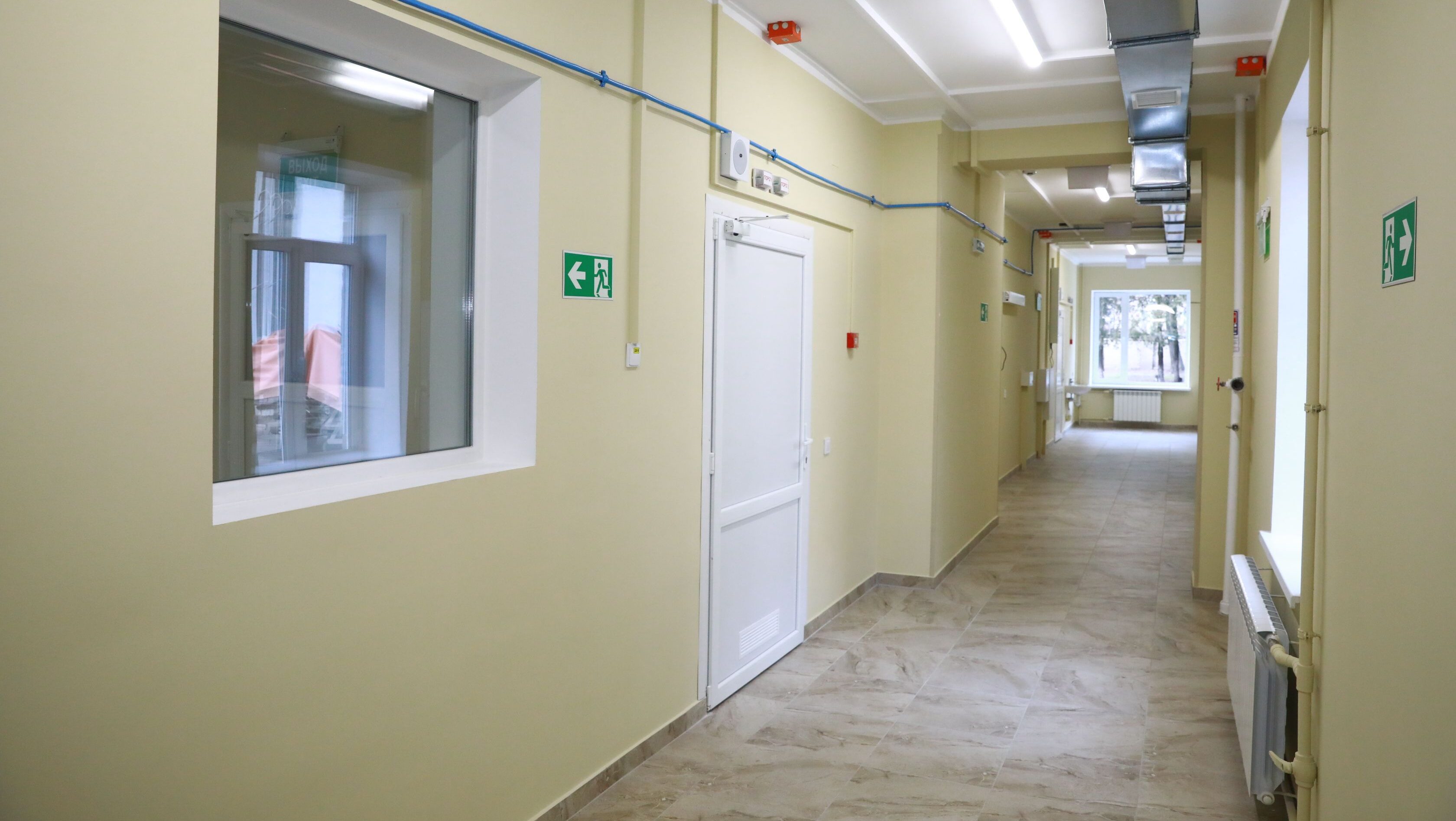 В Запоріжжі у відновленому після пожежі відділенні інфекційної лікарні з’явилася палата, адаптована для потреб маломобільних пацієнтів, – ФОТО