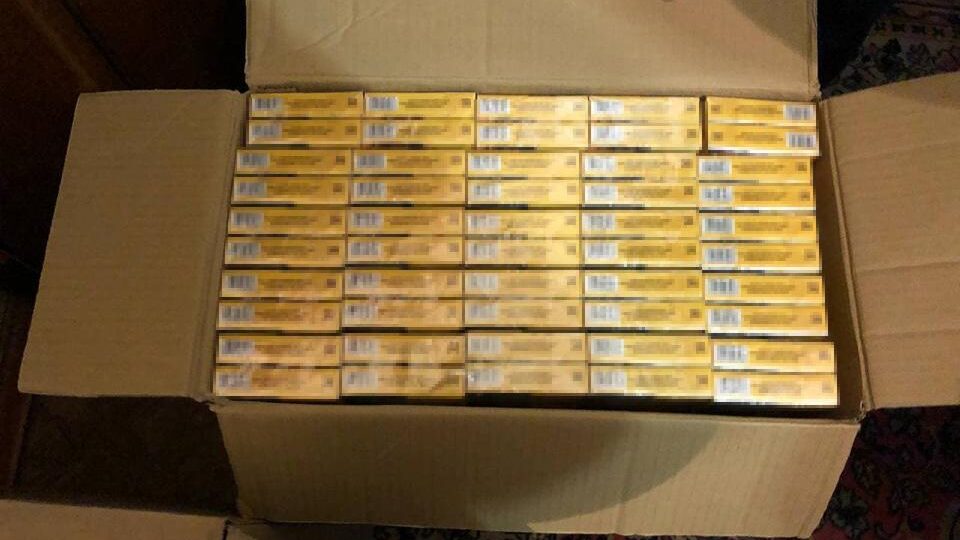 В Запорожье полицейские изъяли безакцизных сигарет на 230 тысяч гривен, - ФОТО