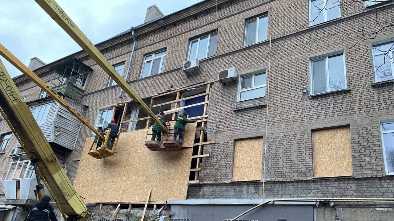 Взрыв газа в Запорожье: что уже восстановили в доме, где произошла трагедия, — ФОТО