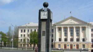 У Запоріжжі місцеві жителі та бізнес злагоджено працюють для допомоги рідному місту