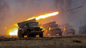 Російські загарбники обстрілюють мирні населені пункти та позиції ЗСУ: яка ситуація на фронті 