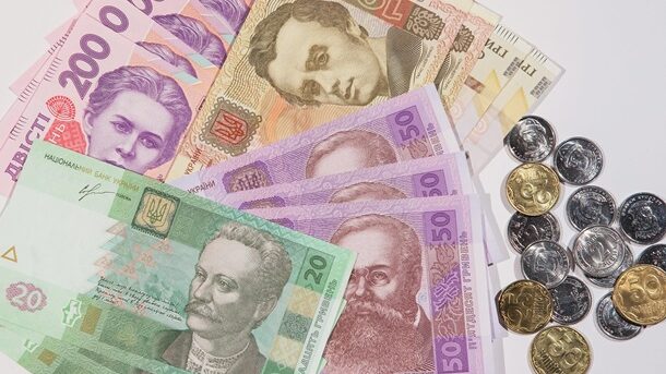 У Мелітополі педагоги-колаборанти отримали від окупантів копійчану зарплату