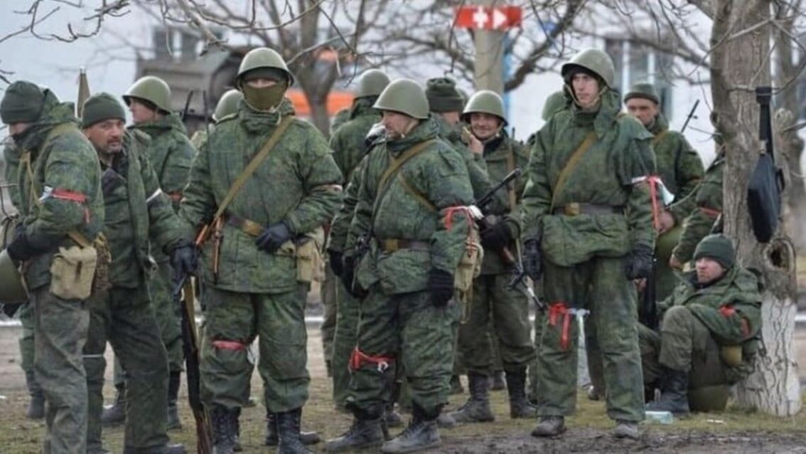 В Запорожской области оккупанты не дают забрать раненых и погибших наших солдат с поля боя