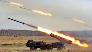 Окупанти обстрілювали Пологівський район із танків та замінували касетними мінами село