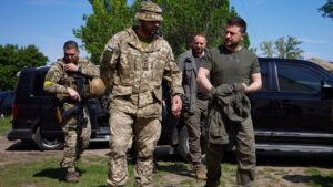 Володимир Зеленський побував на передовій у Запорізькій області та зустрівся з маріупольцями, - ФОТО, ВІДЕО 