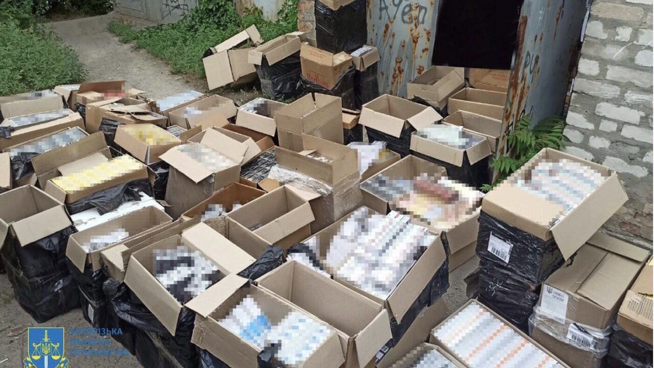 У Запоріжжі в гаражі виявили партію контрафактних цигарок на 1 мільйон гривень