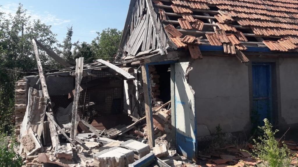 Российские оккупанты продолжают уничтожать мирные города и села Запорожской области, – ФОТО