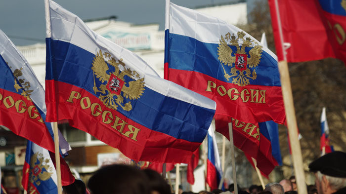 Окупанти звозять піарників та шукають масовку для псевдореферендуму у Запорізькій області