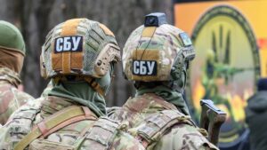 Використовувала чоловіка-військового: жінка зливала росіянам дані про позиції ЗСУ поблизу Запорізької області