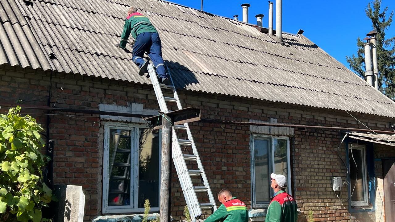 В Запорожье ликвидируют последствия ночного вражеского обстрела, – ФОТО