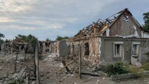Рашисти нещадно обстрілюють населені пункти Запорізької області, – ФОТО 