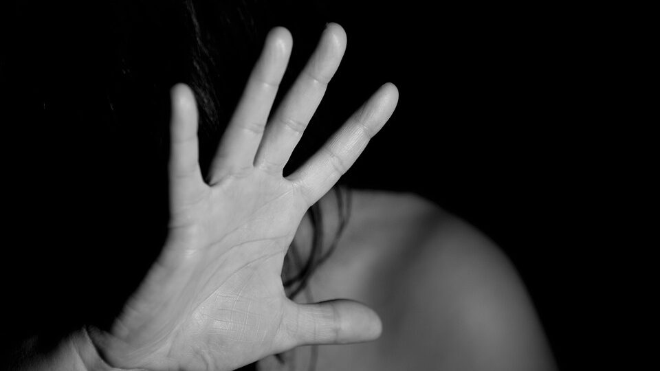 У Запоріжжі судитимуть чоловіка за дії сексуального характеру відносно власної дочки