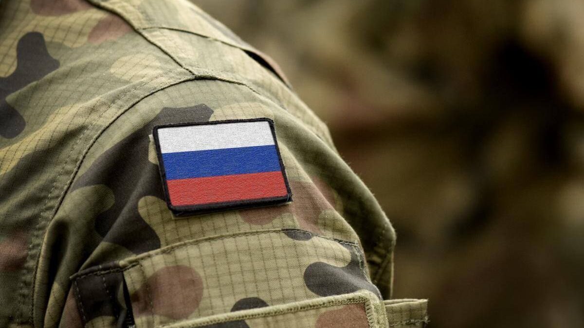 Неякісні й дорогі товари, перебої зі світлом та погрози депортувати: що відбувається в окупованій громаді Запорізької області