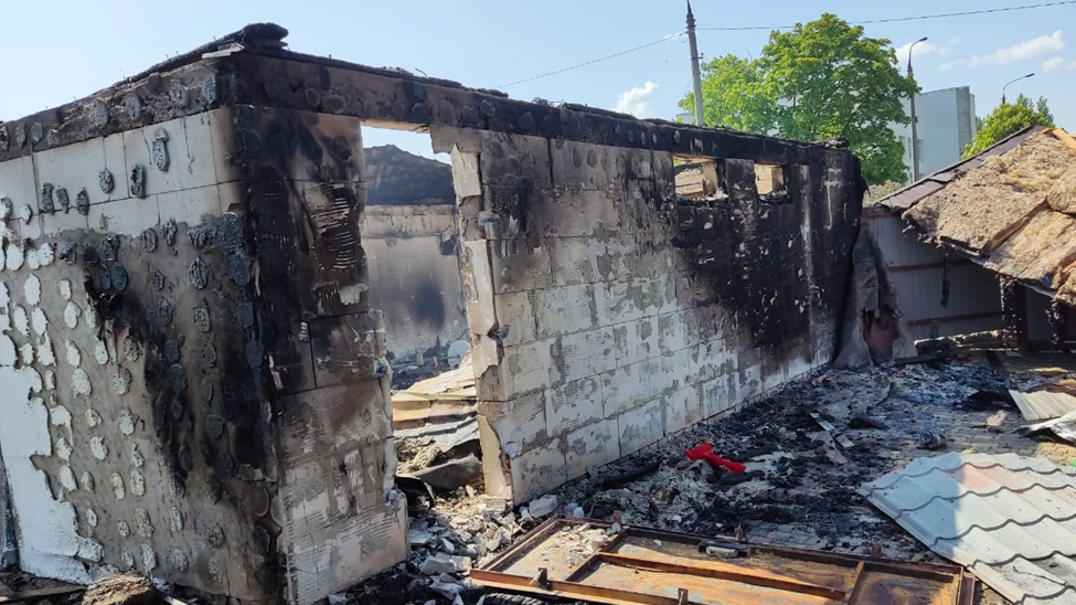 Атакували авіації, артилерії та «Shahed»: наслідки ворожих обстрілів Запорізької області, — ФОТО