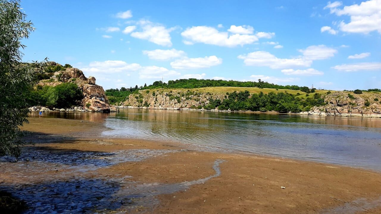 У Запоріжжі рівень води у Дніпрі знижується на 5 сантиметрів за годину, – ОВА