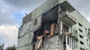 Зруйновано багатоповерхові будинки: внаслідок російських ударів по Запорізькій області є загиблі та поранені