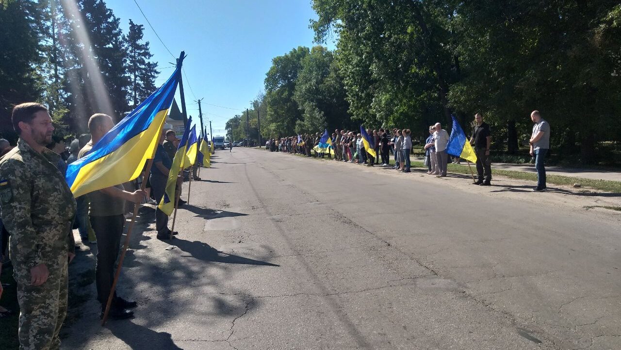 Без отца остался 4-месячный сын: от многочисленных осколочных ранений погиб защитник с Запорожской области